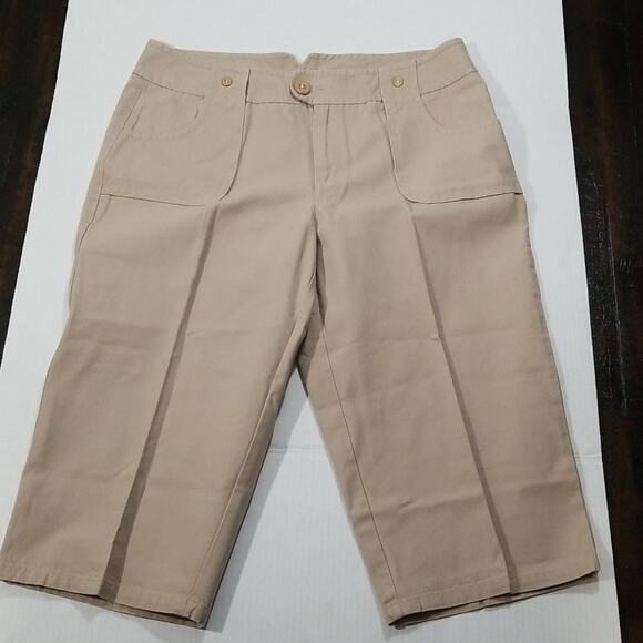 Cato Khaki Capris Plus Size 14‎ - Picture 1 of 8